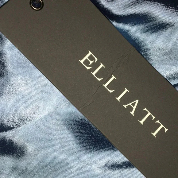 Elliatt Revolve Cassini One-Shoulder Satin Ruched Gown Dress Slit Blue Formal XS - Picture 7 of 9
